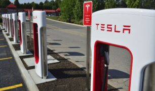 Tesla Supercharger, Location unknown, June